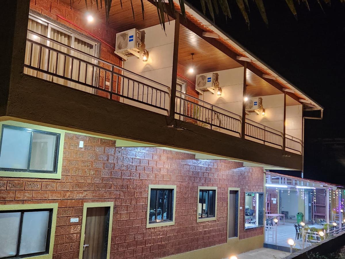 Maitri Beach Resort photo 3