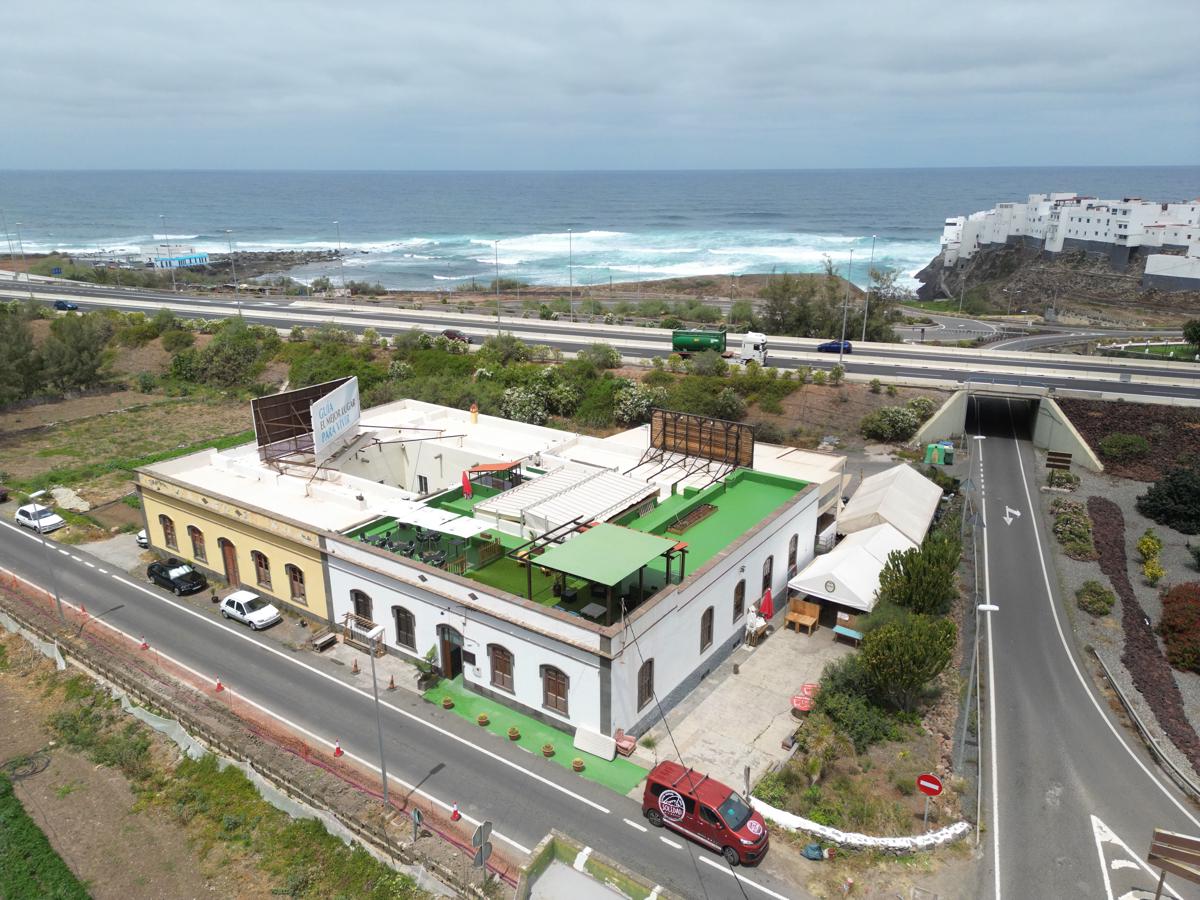 Atlantis Surf Hostel photo 4