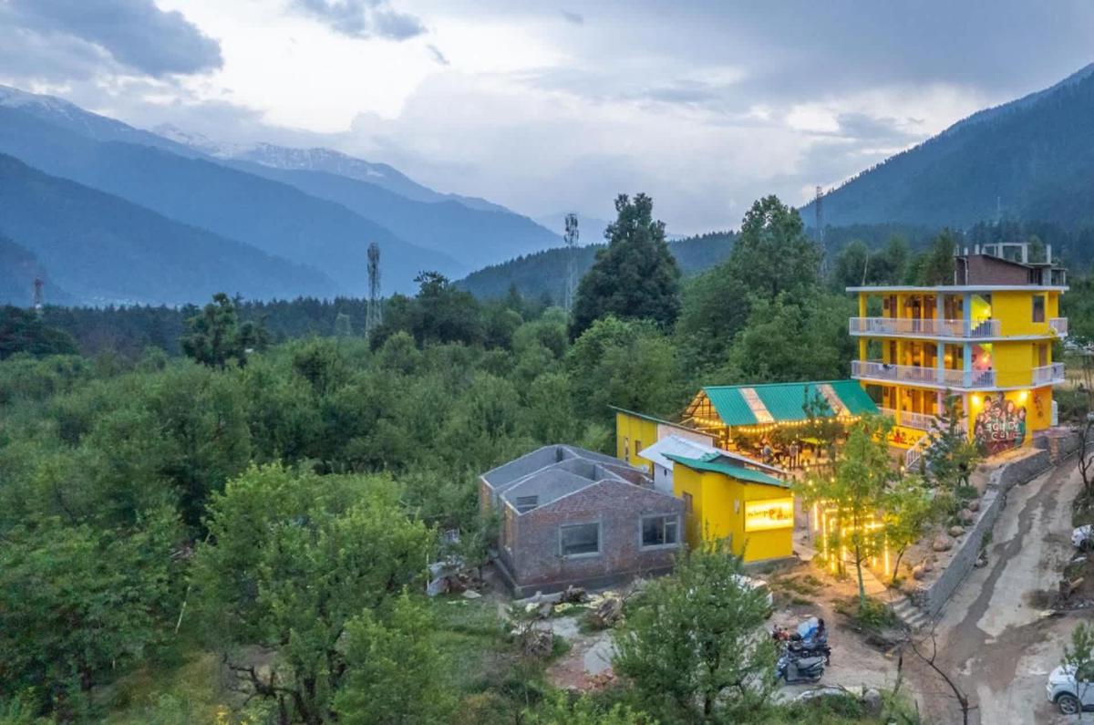 Whoopers Hostel Manali photo 2