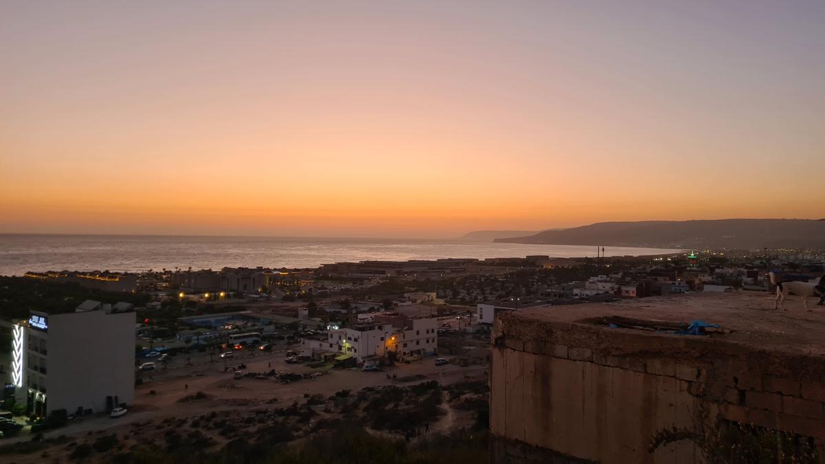 Atlantic Vibes Surf Hostel photo 2