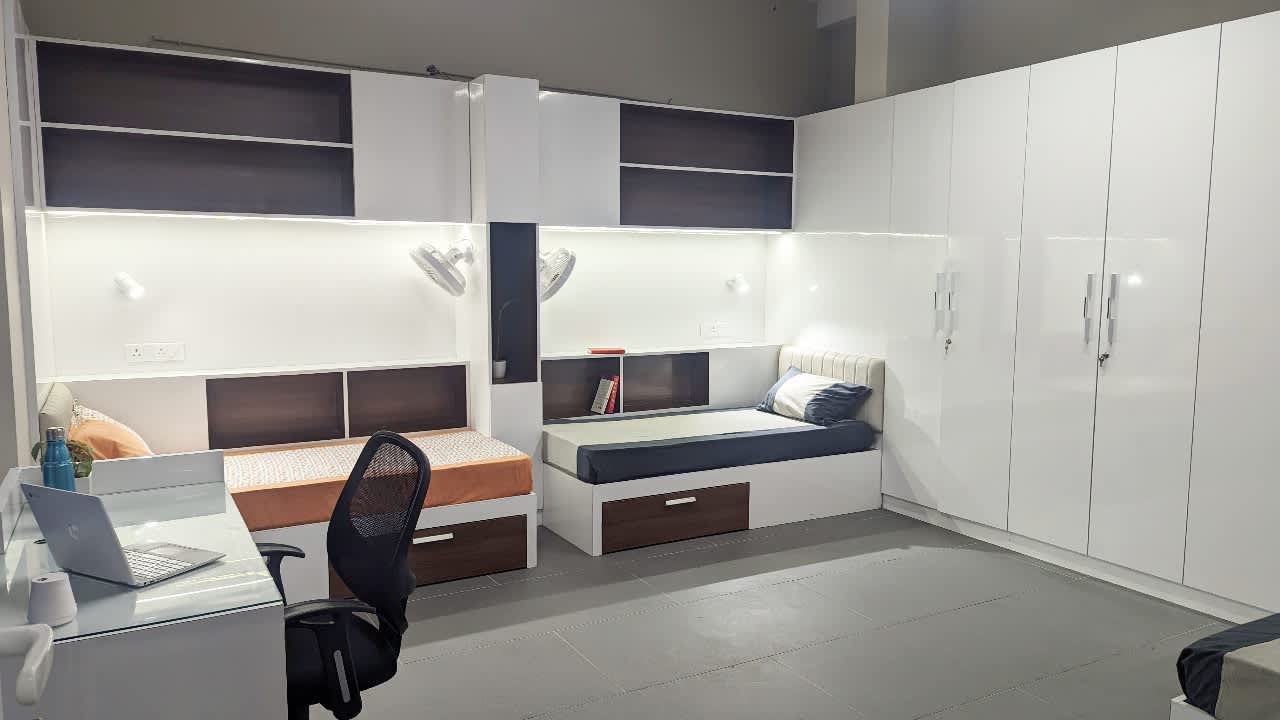 Commune Pods City Centre photo 1