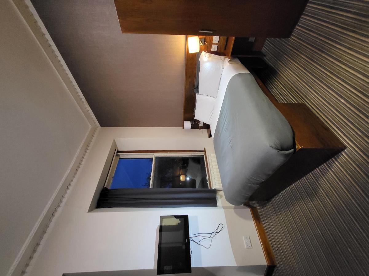 Edinburgh House Hotel photo 6