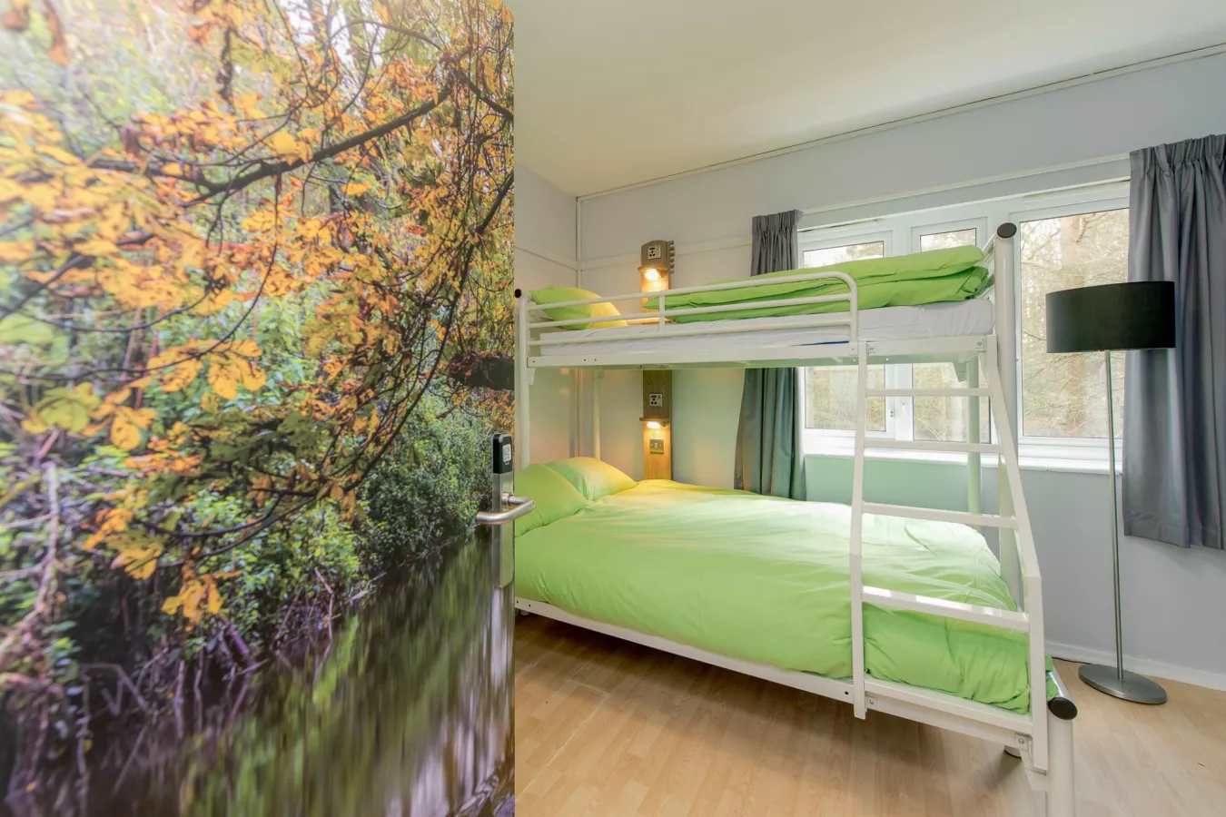 Hurtwood Hideout photo 3