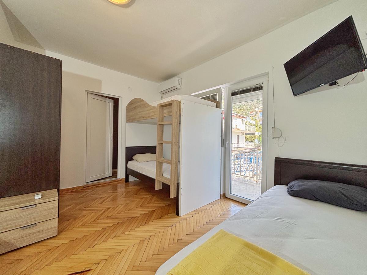 Vega's Hostel photo 4