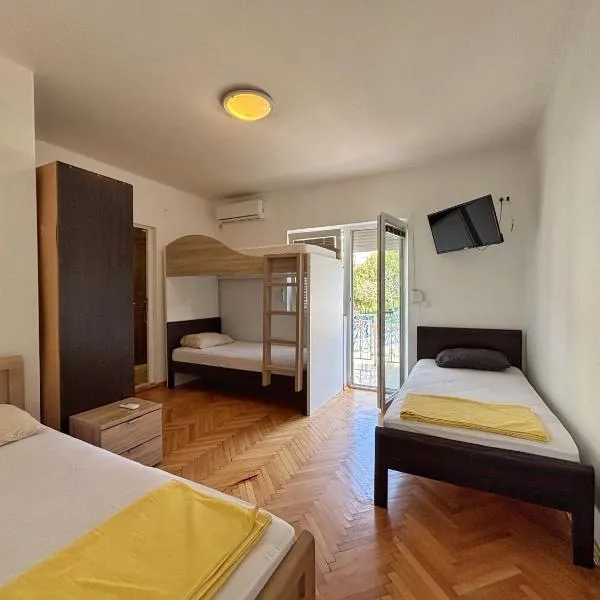 Vega's Hostel photo 5