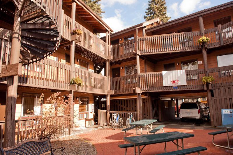Banff International Hostel photo 3