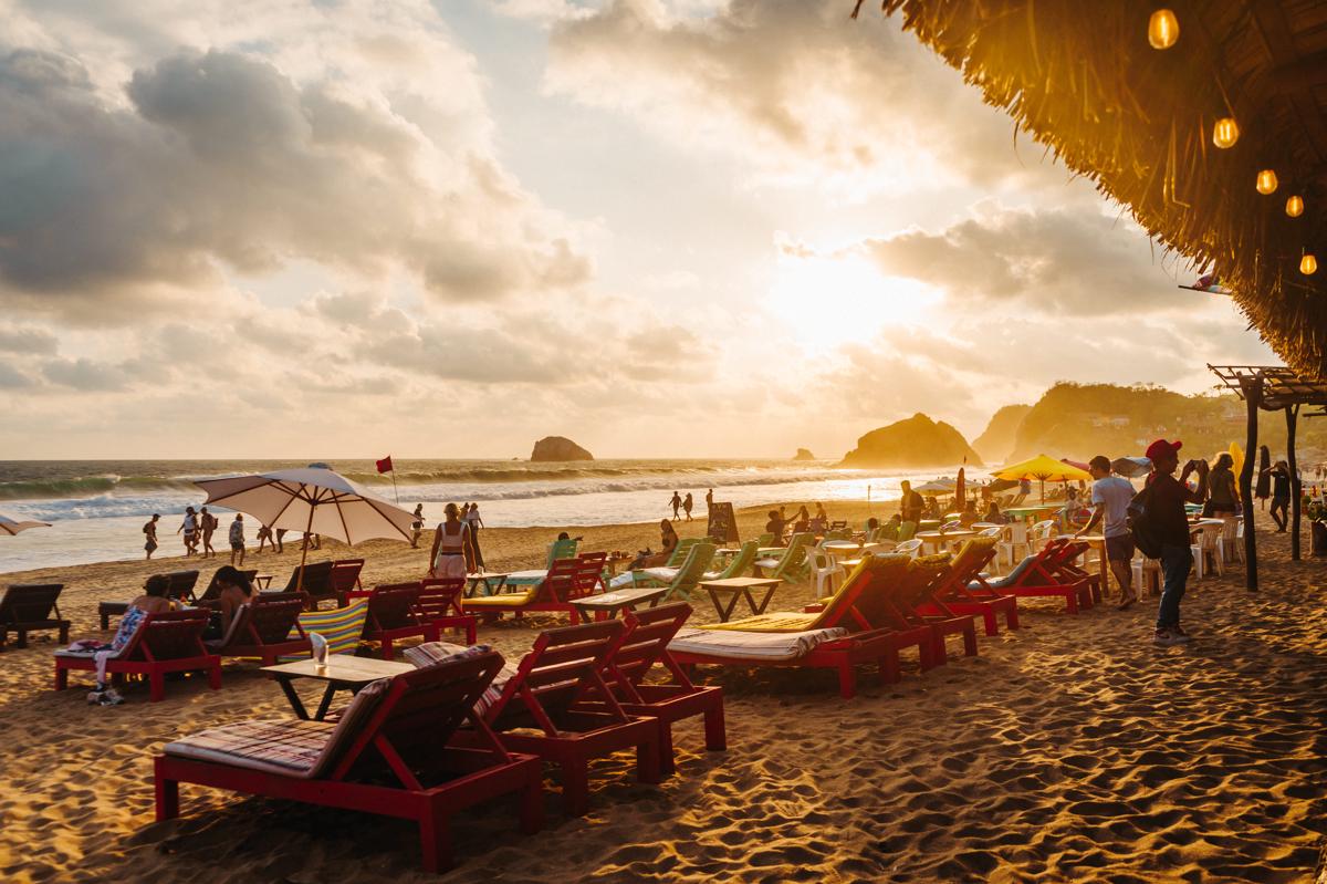 CHE Zipolite Hostel & Beach Club photo 1