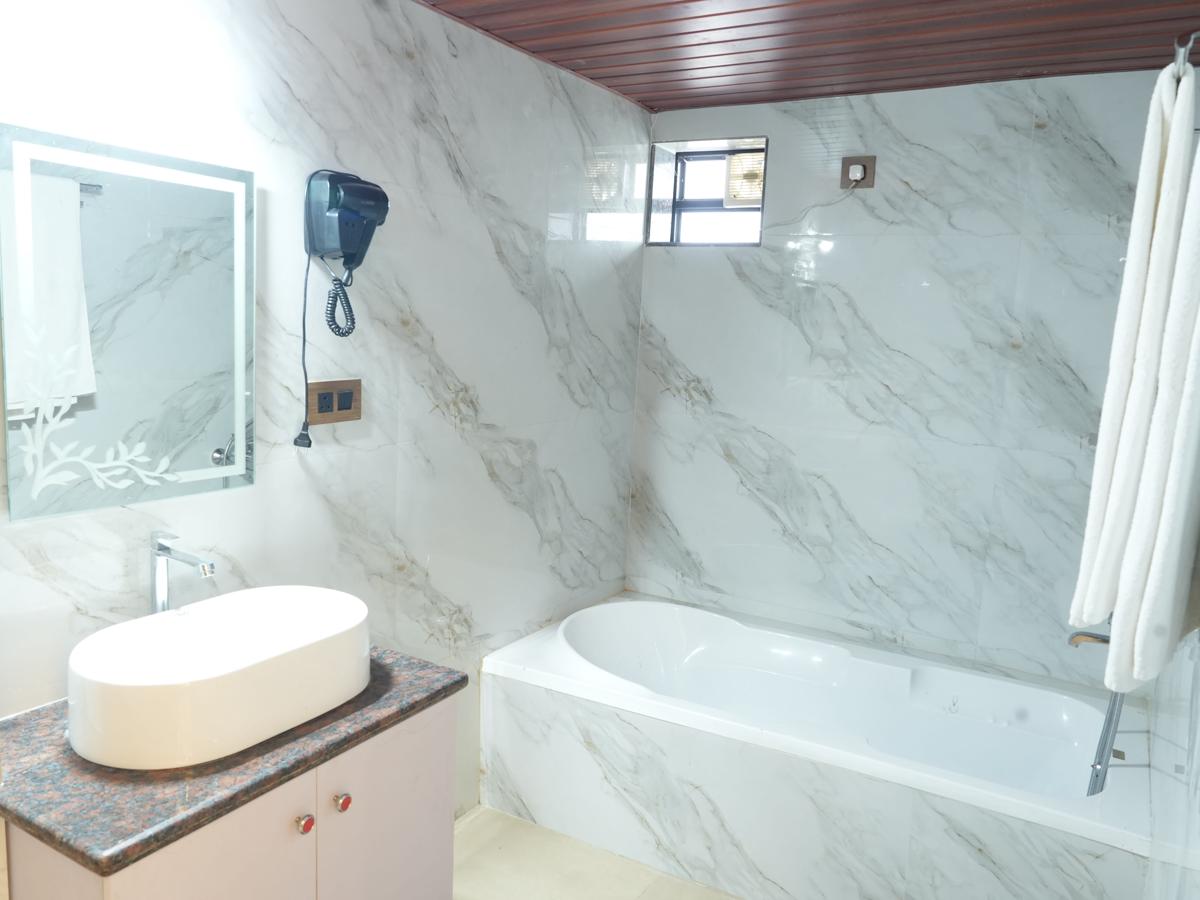 SN Blue Hotel photo 4
