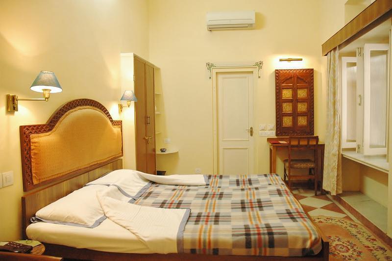 Hotel Arya Niwas photo 3