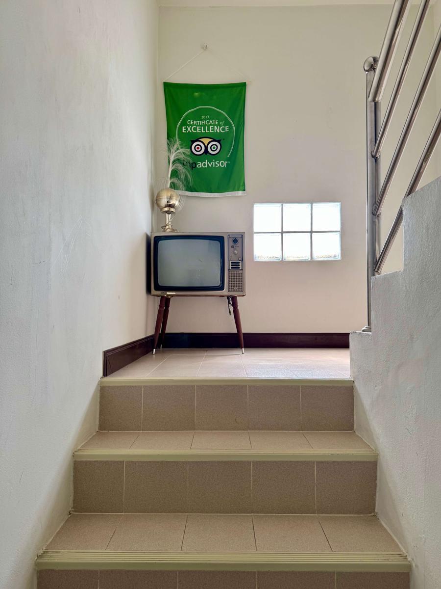 Ananas Central Phuket Hostel photo 3