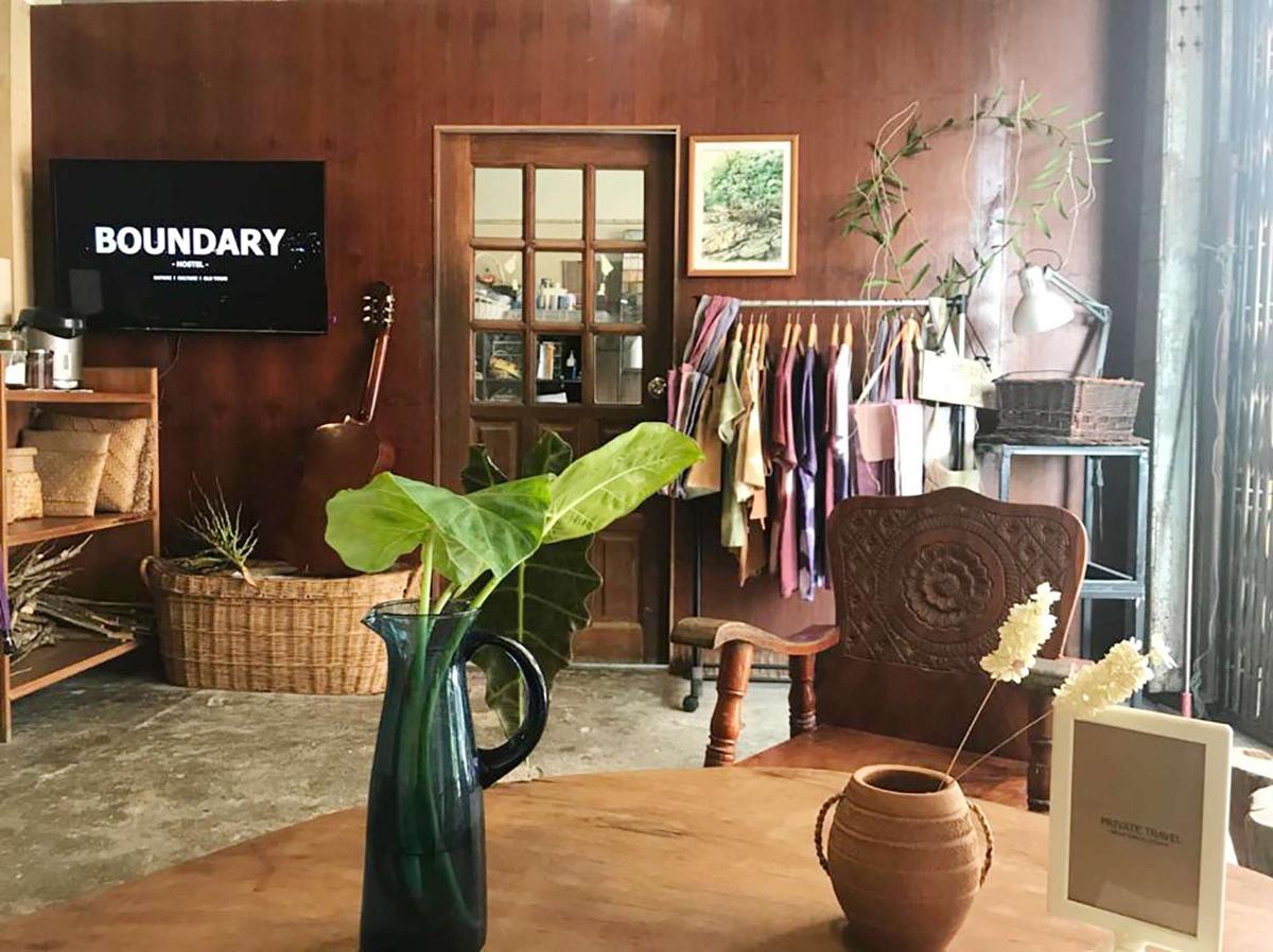 Boundary Hostel and Cafe photo 1