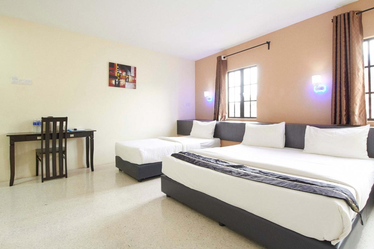 M S Hotel Klang photo 1