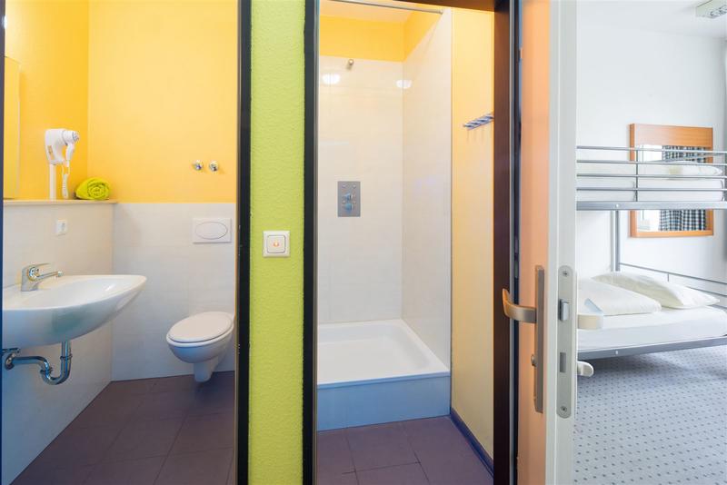 Airport Hostel photo 5