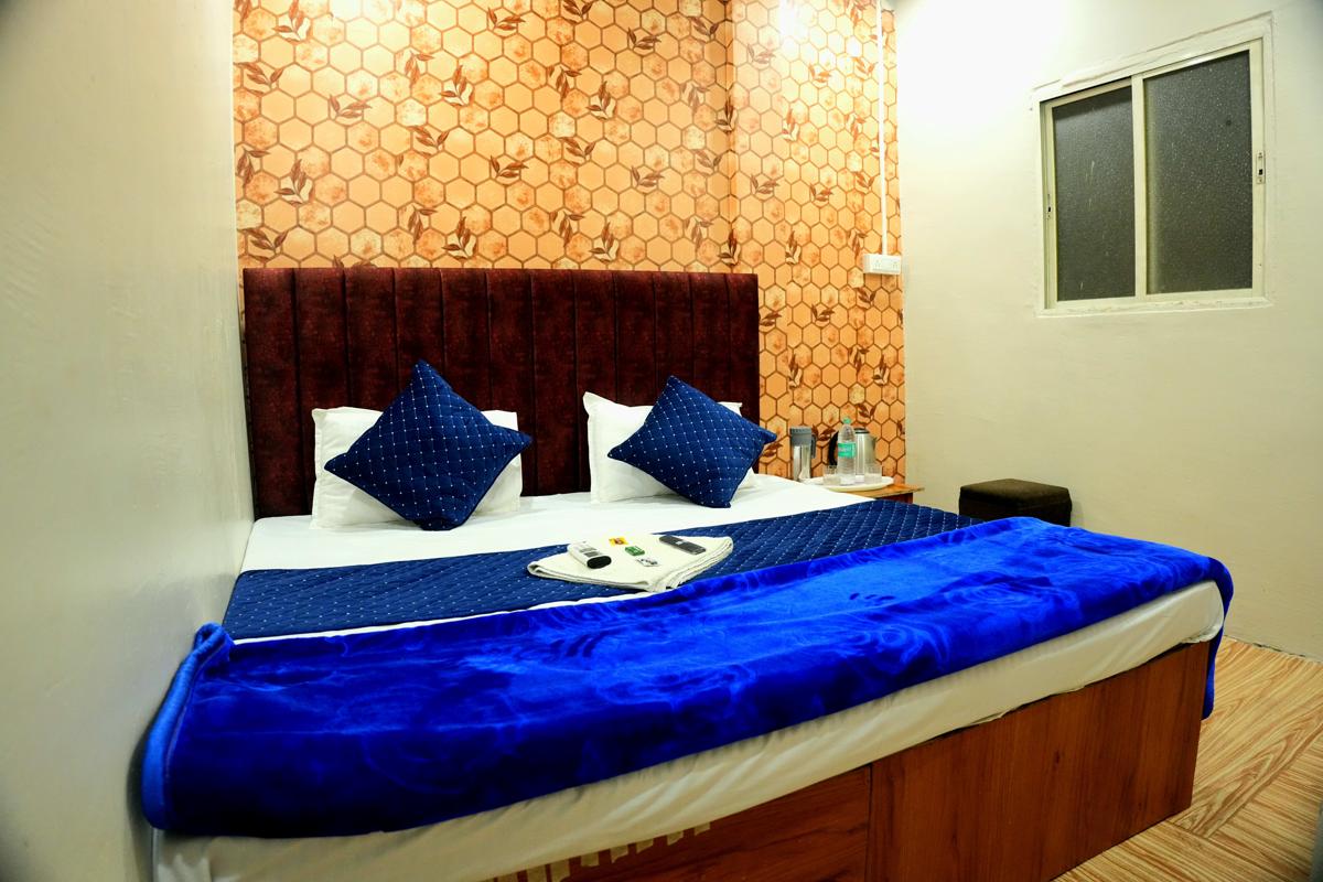 Hotel Ganraj photo 1