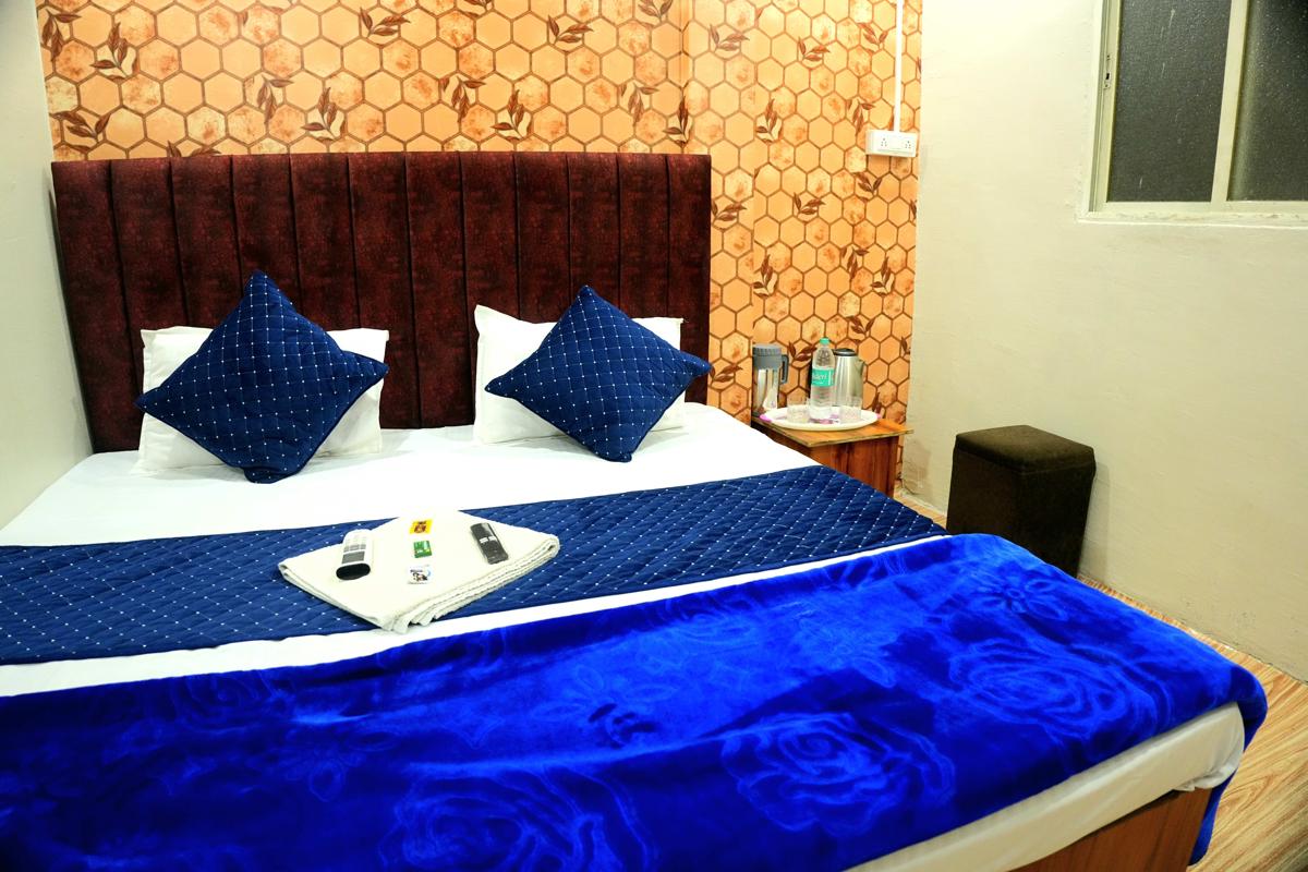 Hotel Ganraj photo 2