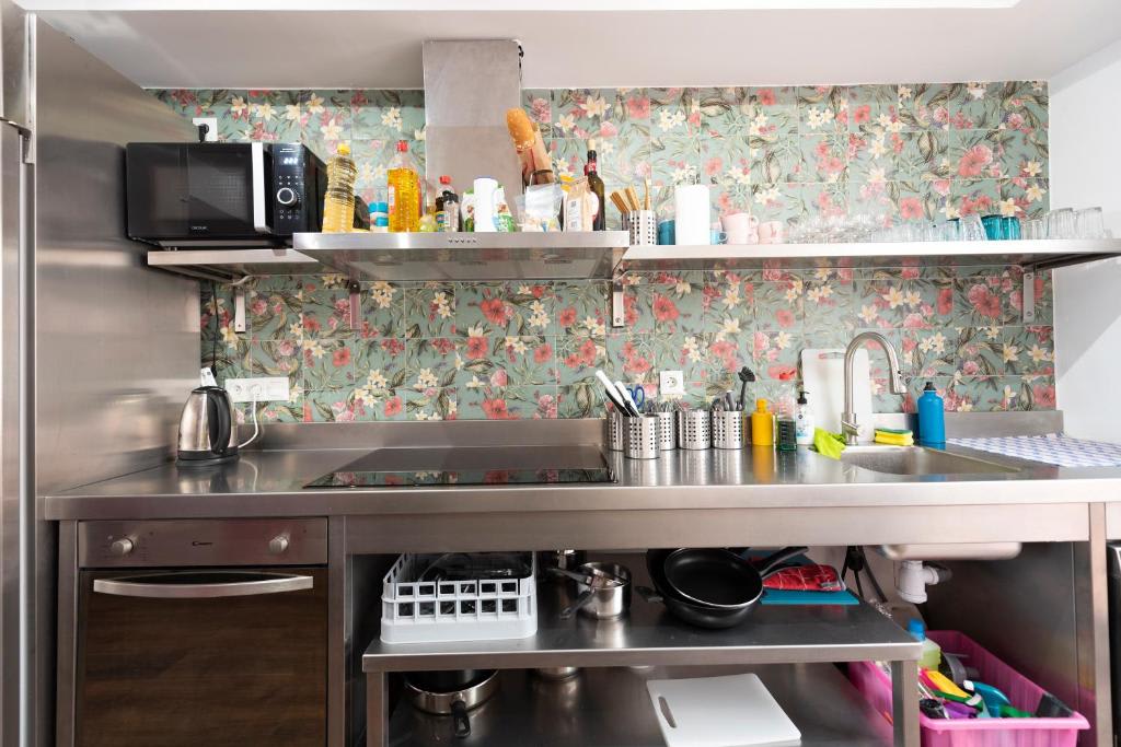 Hostelle - women only hostel Paris photo 4