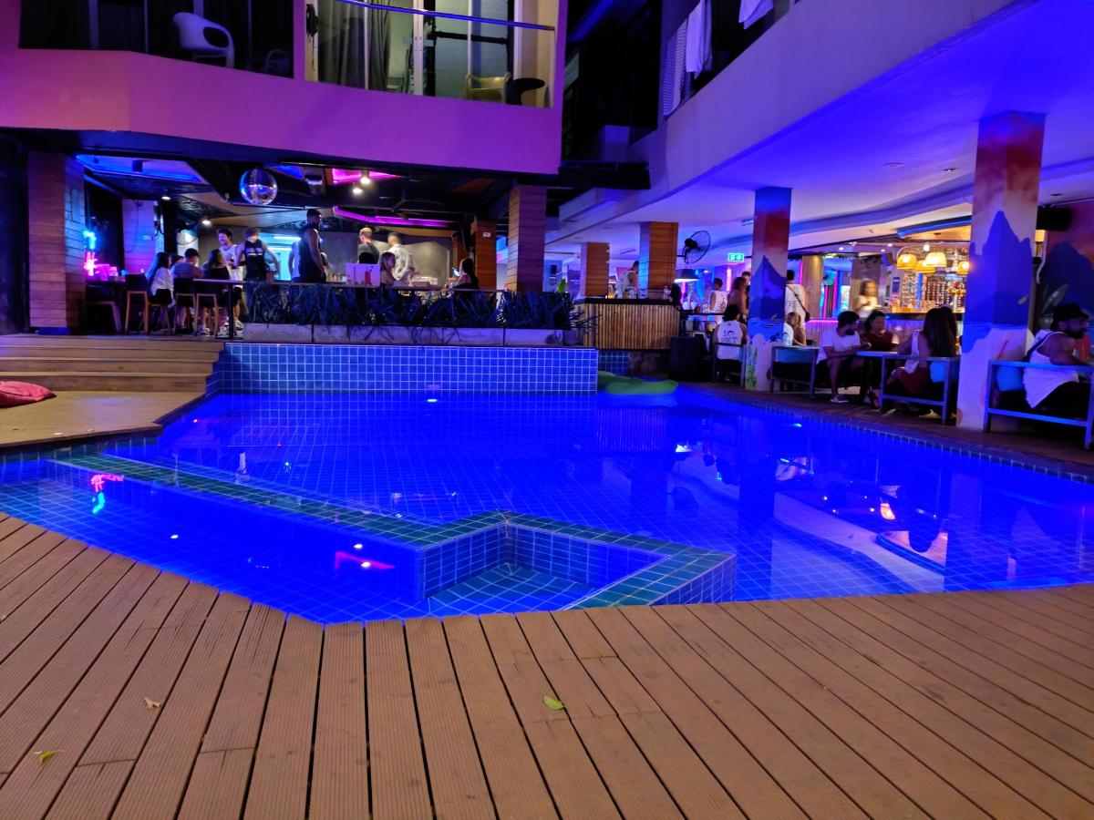 Mad Monkey Phuket Patong Beach photo 6