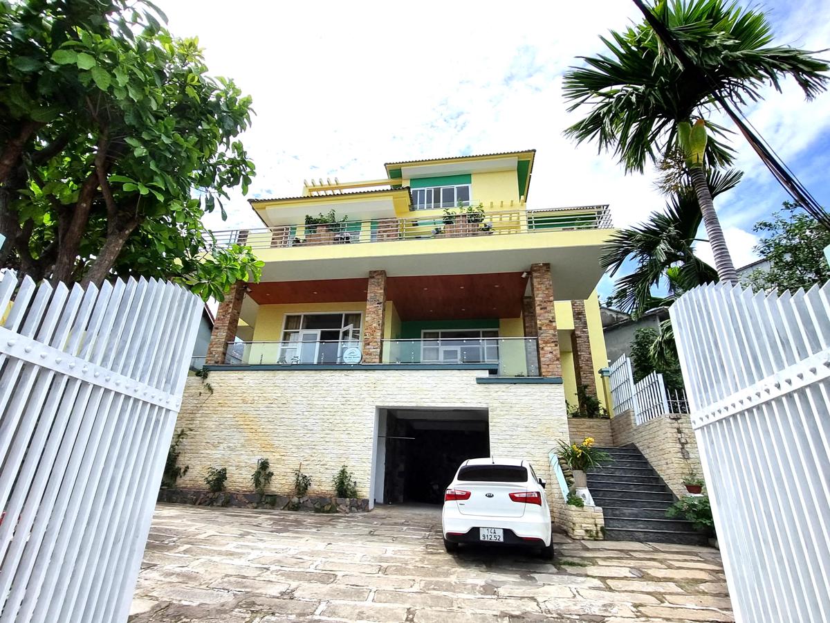 Top Hill Halong Homestay photo 1