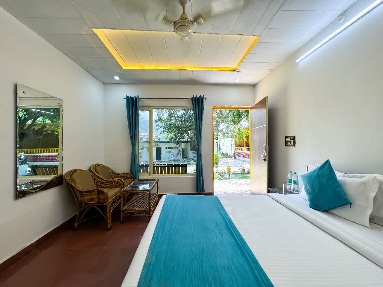 Tree house cottage and resort photo 4