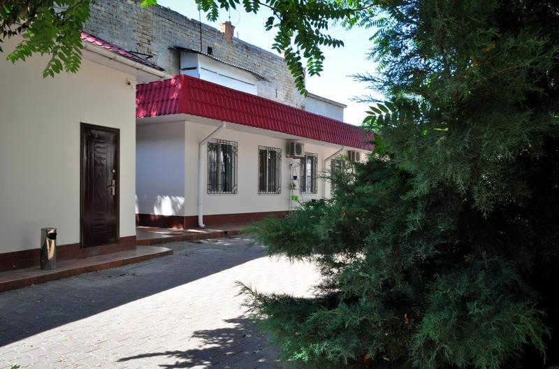 Old Courtyard Hostel photo 4