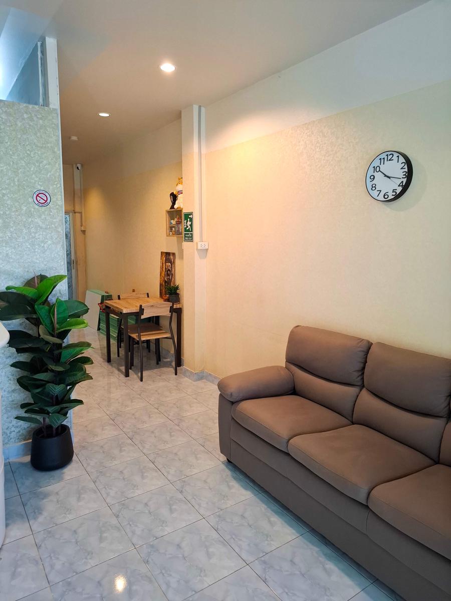 Mays Hostel photo 4