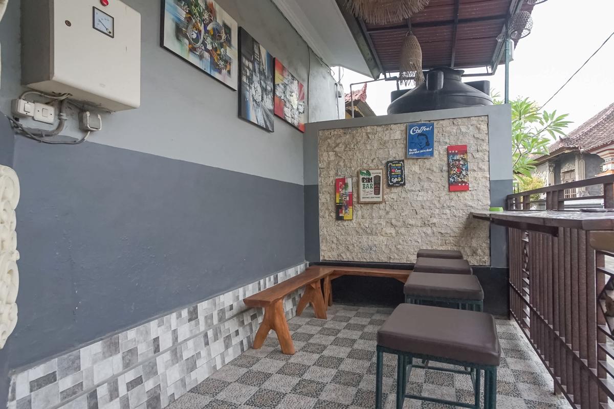 Gedhong Hostel photo 4