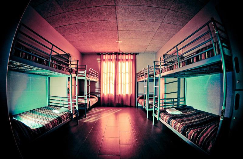 Be Zaragoza Hostel photo 5