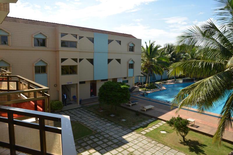 Hotel GHIS Palace photo 1