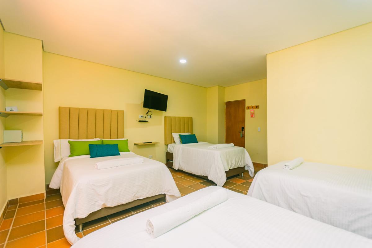 Hotel Bambu Guatape photo 2