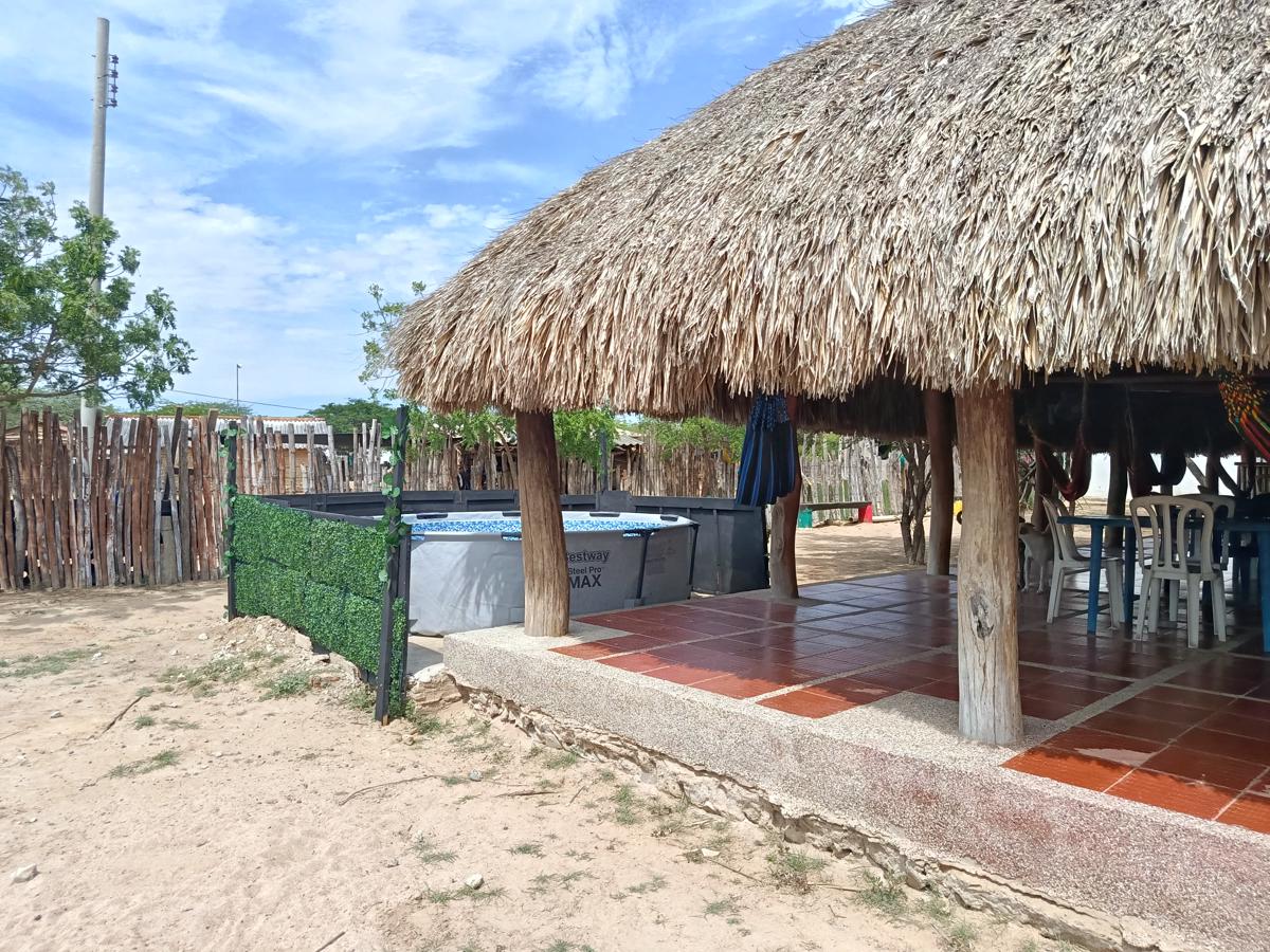 Hostal CQ Camarones photo 2