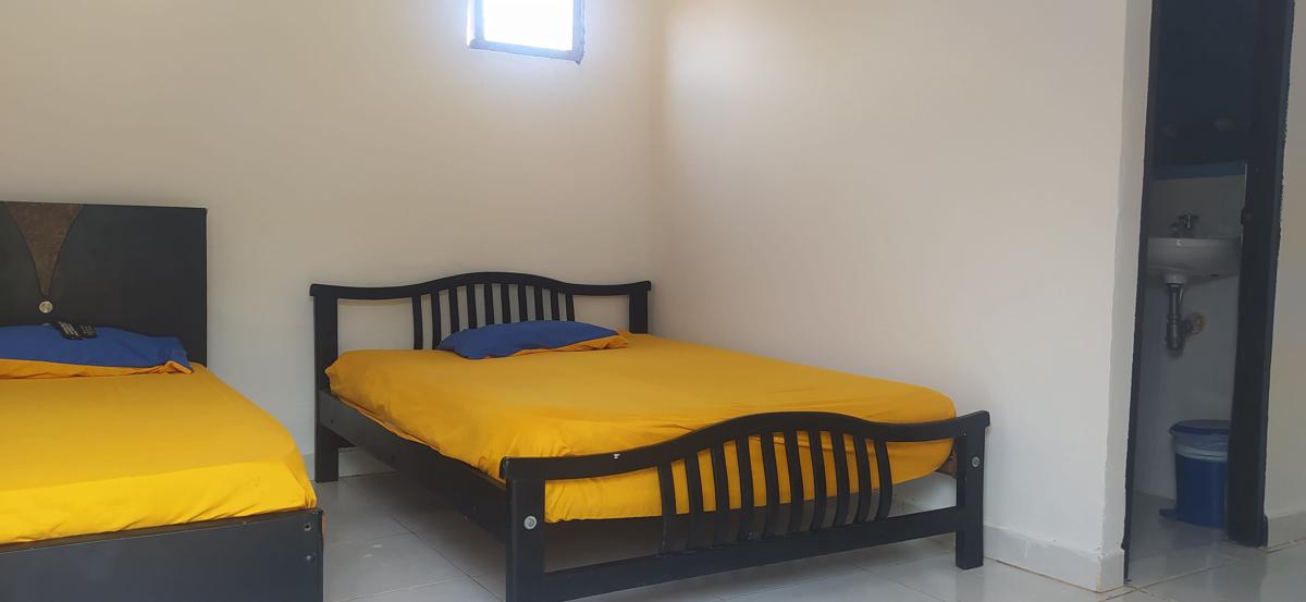 Hostal CQ Camarones photo 3