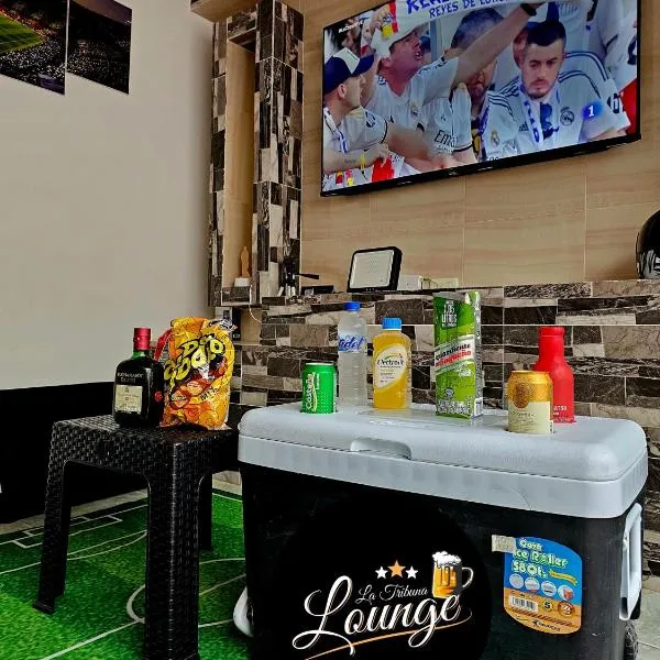 La Tribuna Lounge photo 5