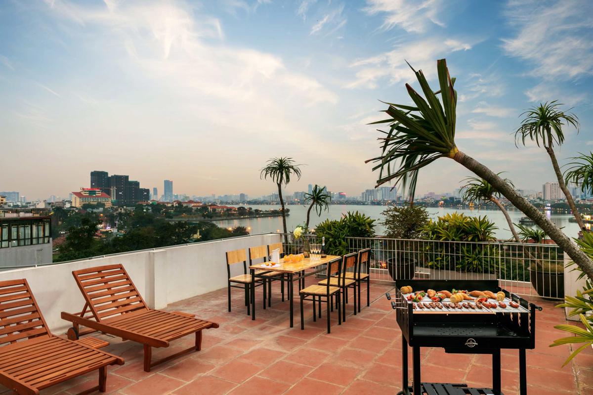 Pegasy Suites Lakeside photo 3