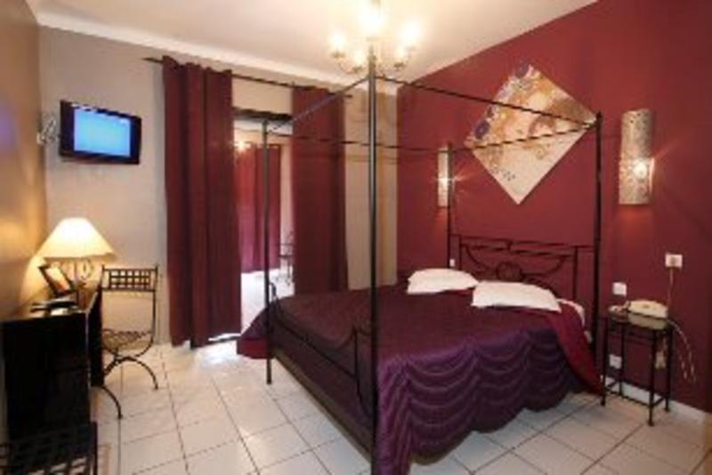 Adonis Sanary Grand Hôtel Des Bains photo 1