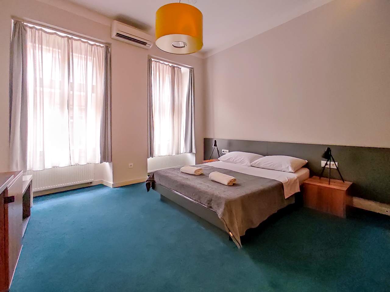 Main Square Hostel Apartments photo 1
