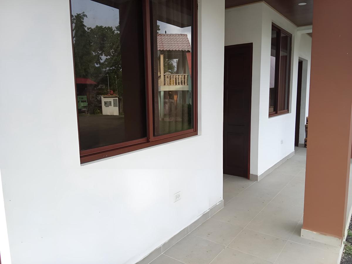 Oceans Hostal photo 2