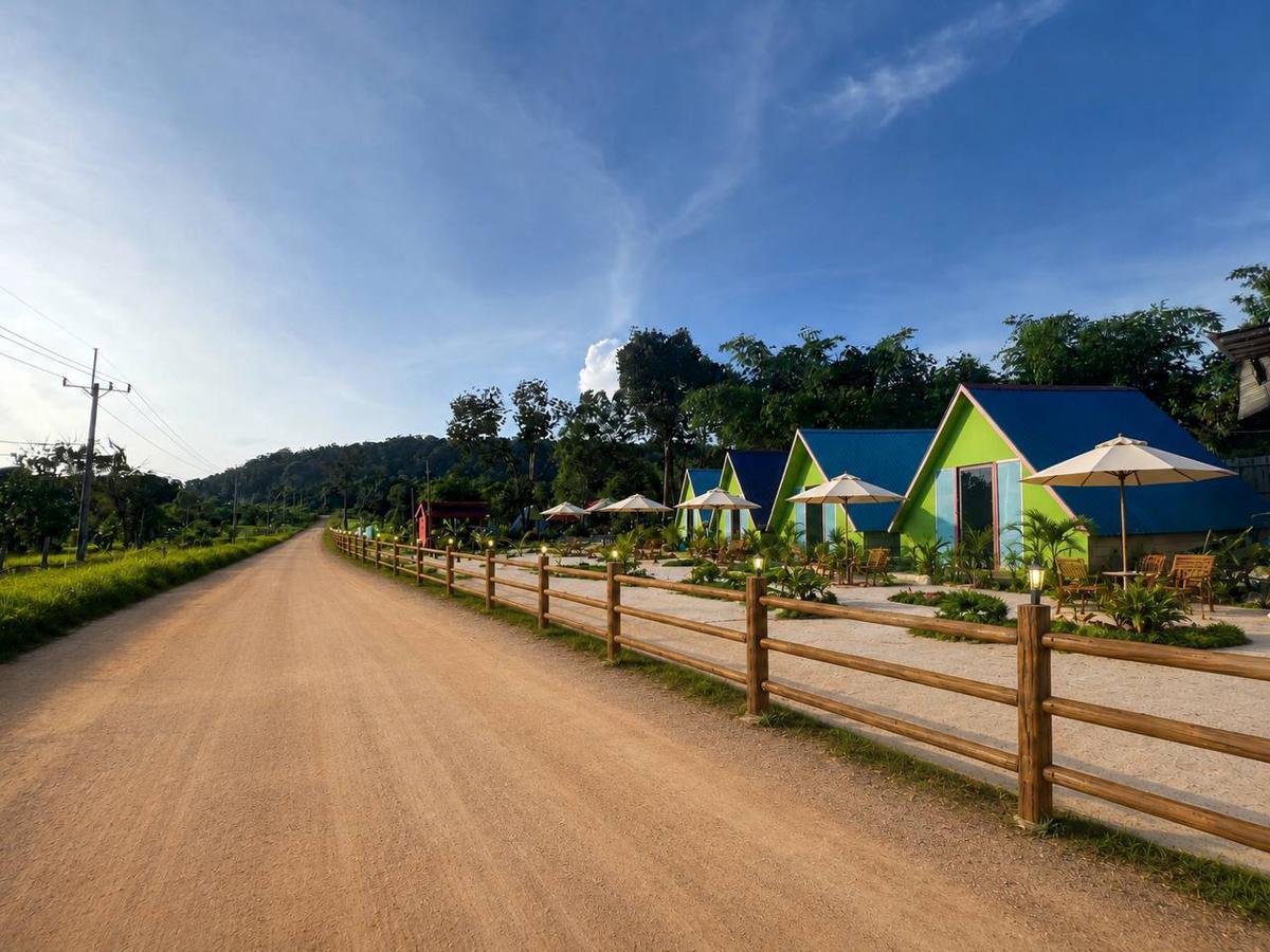 Island Vibe Hostel Koh Rong photo 1
