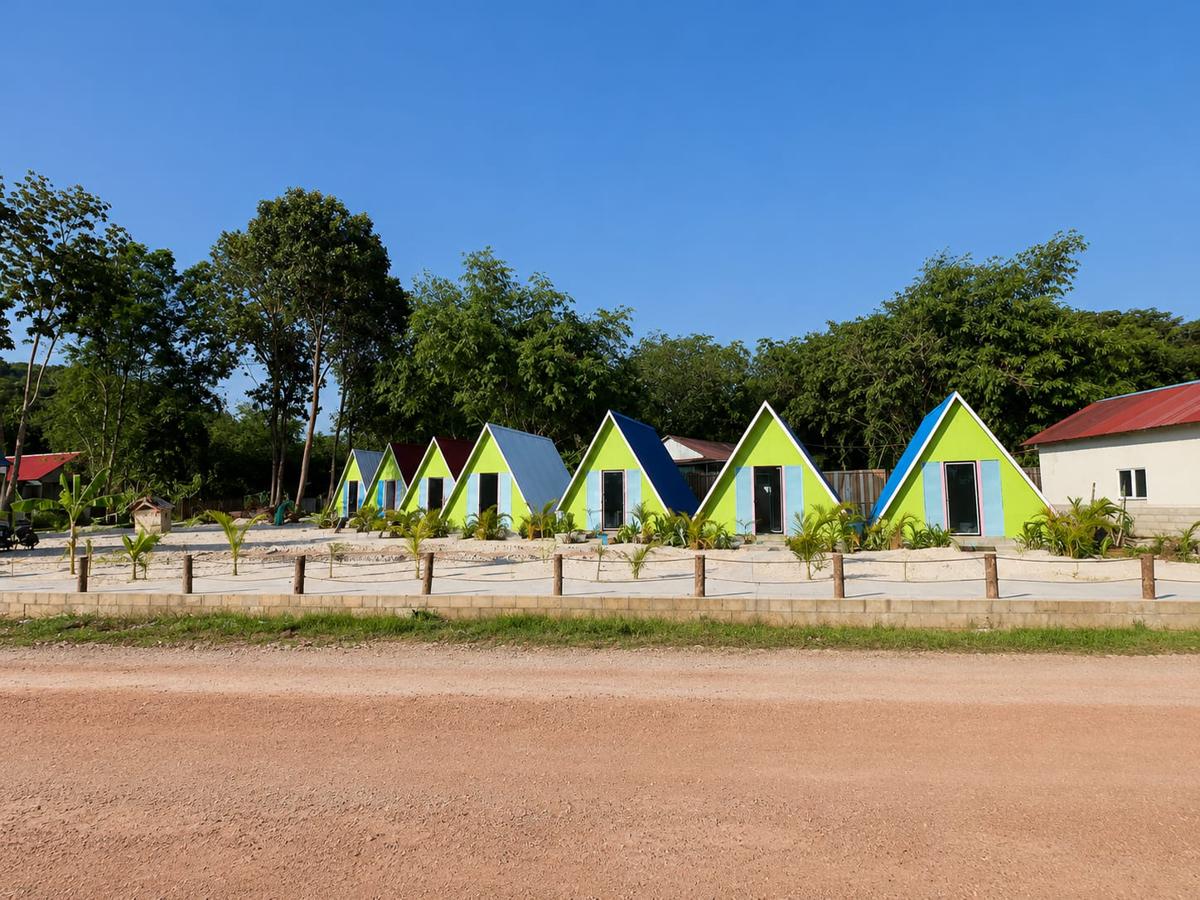 Island Vibe Hostel Koh Rong photo 2