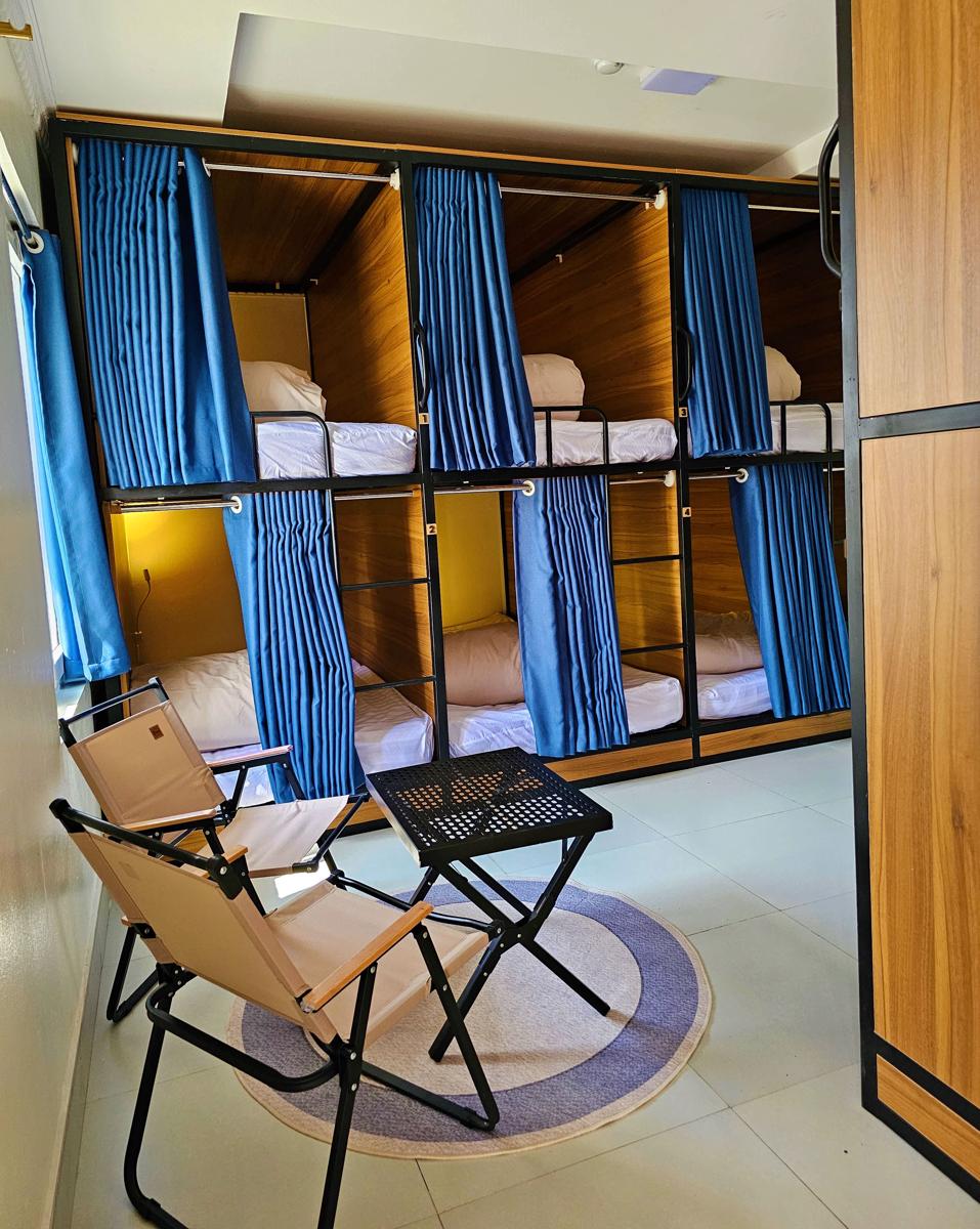 Frontier Hostel & Tours photo 2