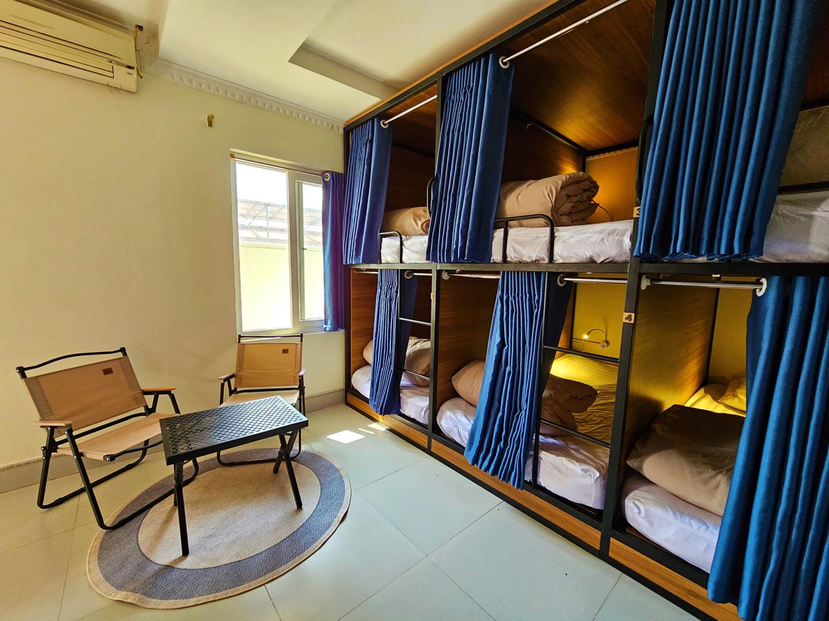 Frontier Hostel & Tours photo 4
