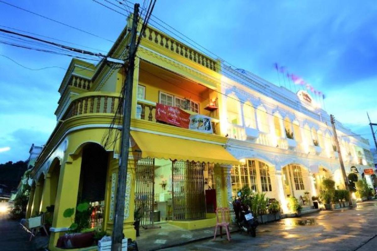 Baan PhuAnda Hotel Phuket photo 2
