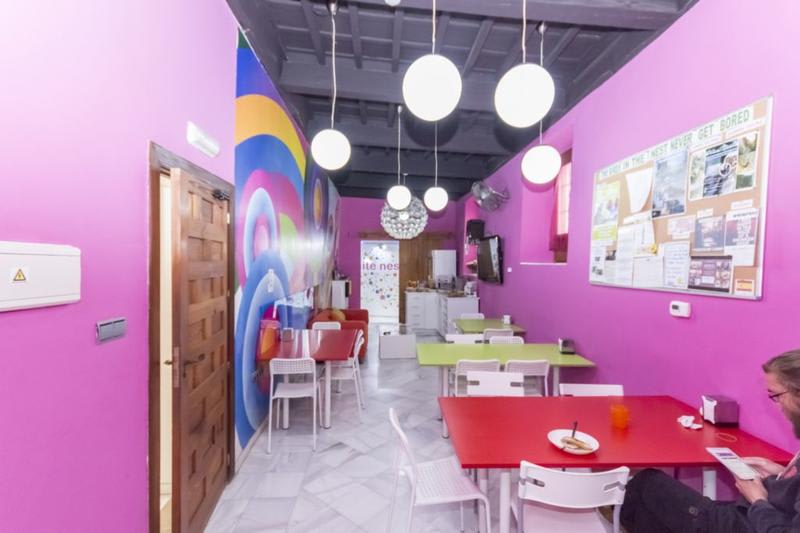 White Nest Hostel - Granada photo 2