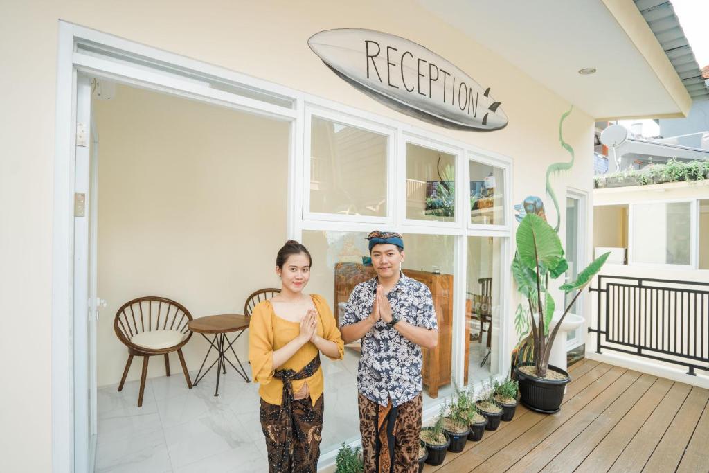 Andi Beach House - Lower Deck photo 1