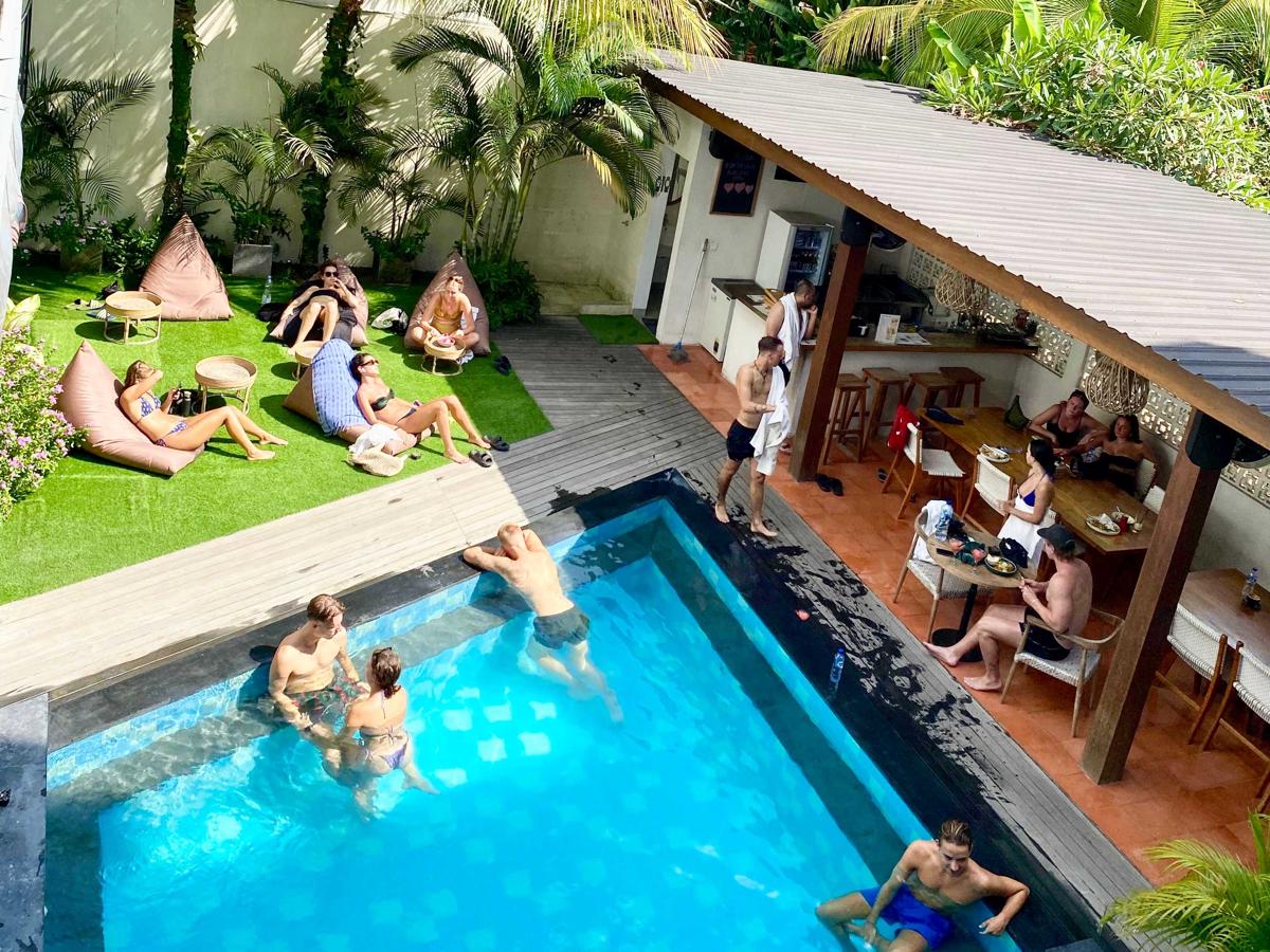 Coco and Pineapple Pants Hostel photo 2