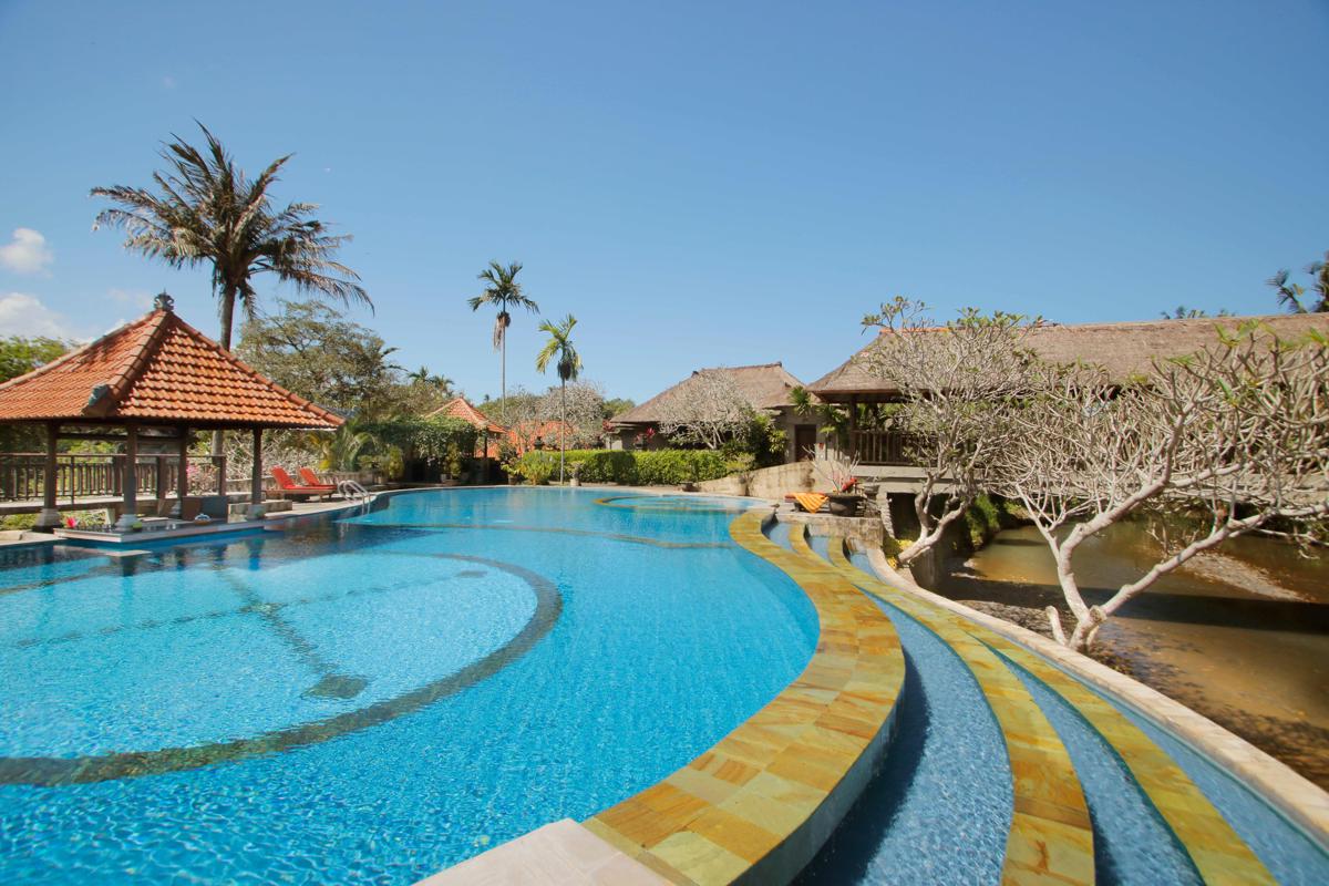 Santi Mandala Villa photo 3