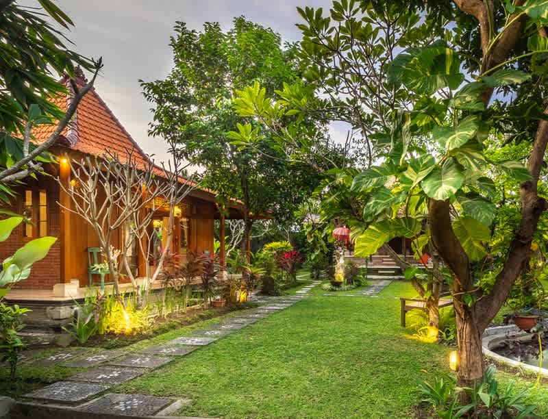 Tiis Garden Puri Villa photo 4