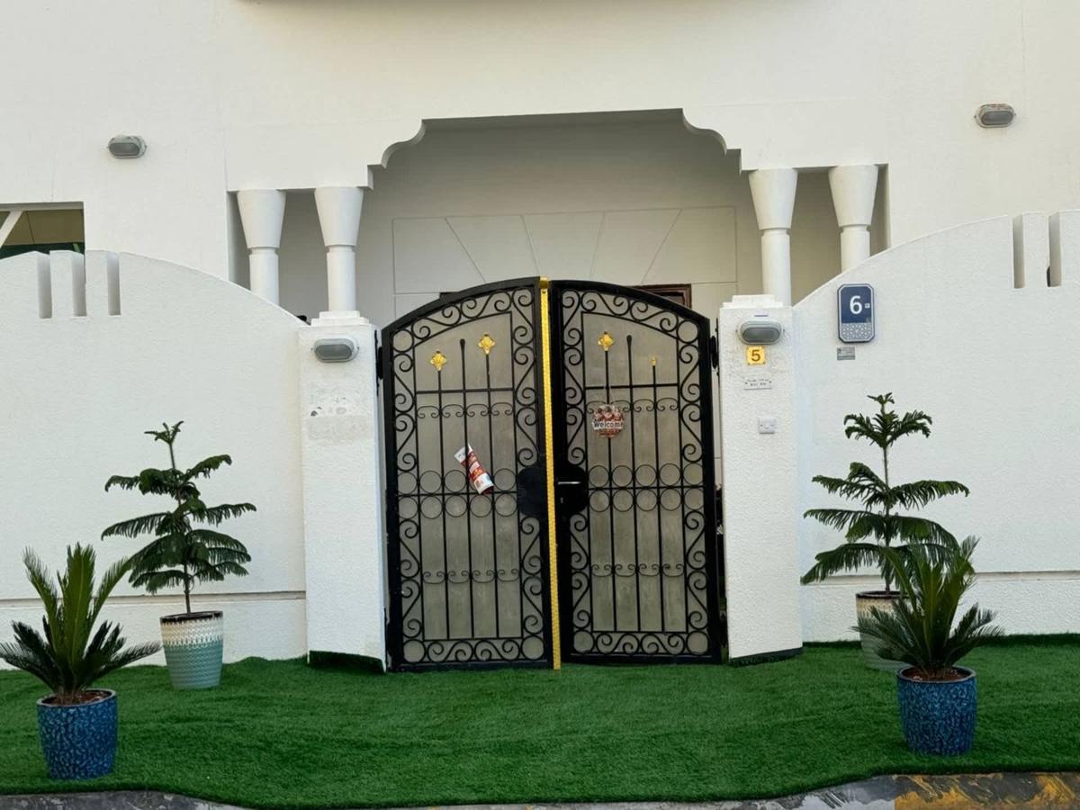 Lunar Beach Hostel photo 3