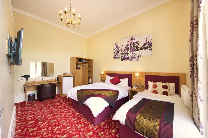 Edgerton Hotel photo 1
