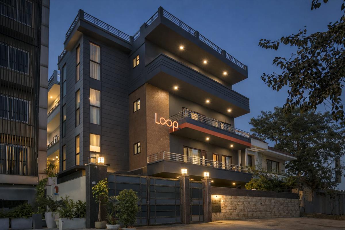 Loop by Zolo Baani Square, Gurugram photo 2