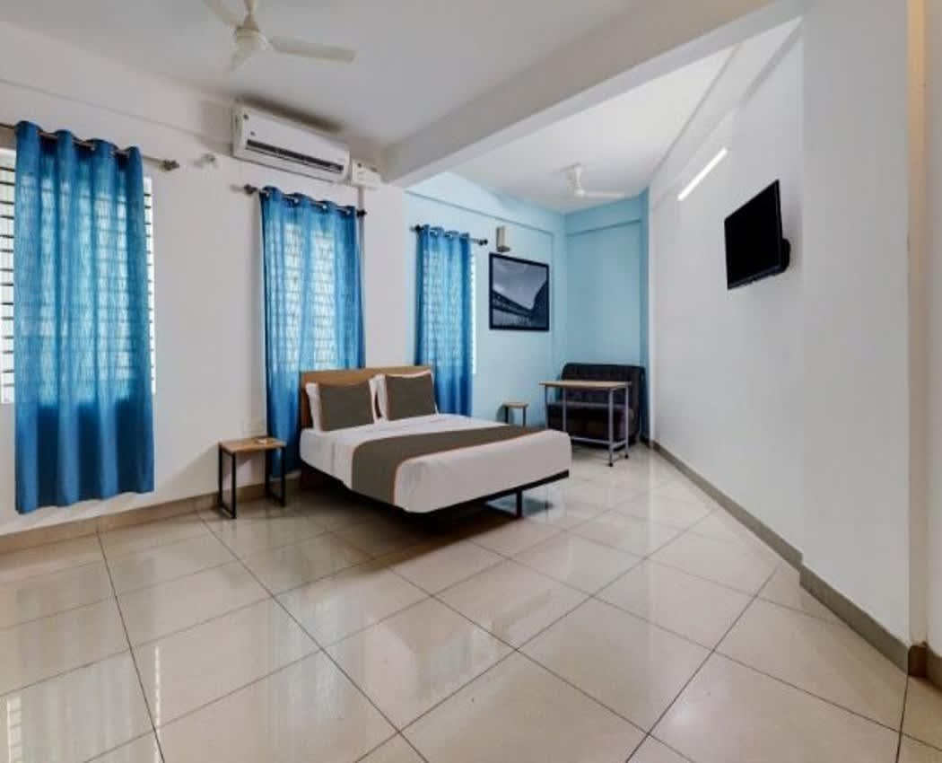 S M Suites photo 1